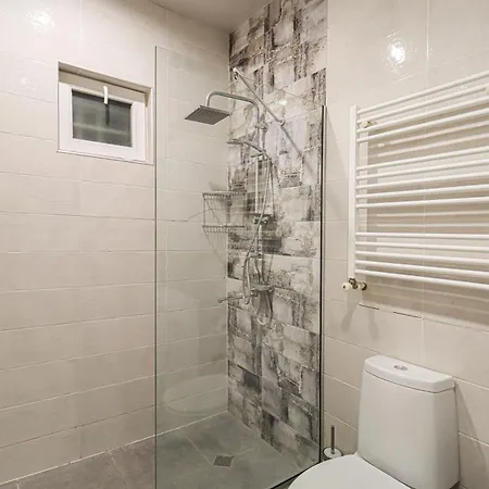 Central Tbilisi Apt Near Rustaveli Ave - By Wehost Exterior photo